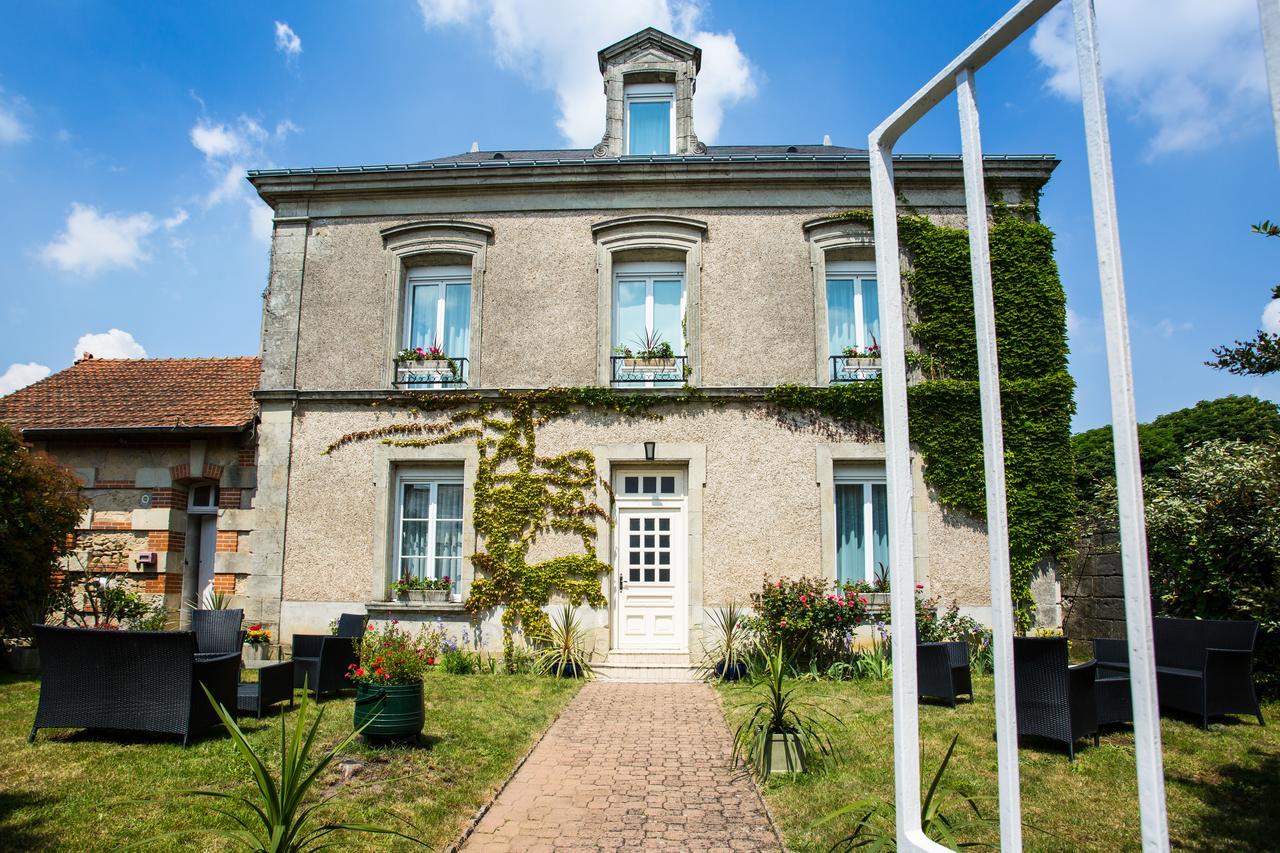 Logis Hotels Restaurant La Mere Hamard Semblançay 외부 사진